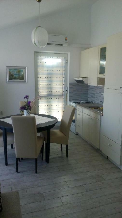 Apartment Tihana Равни Экстерьер фото