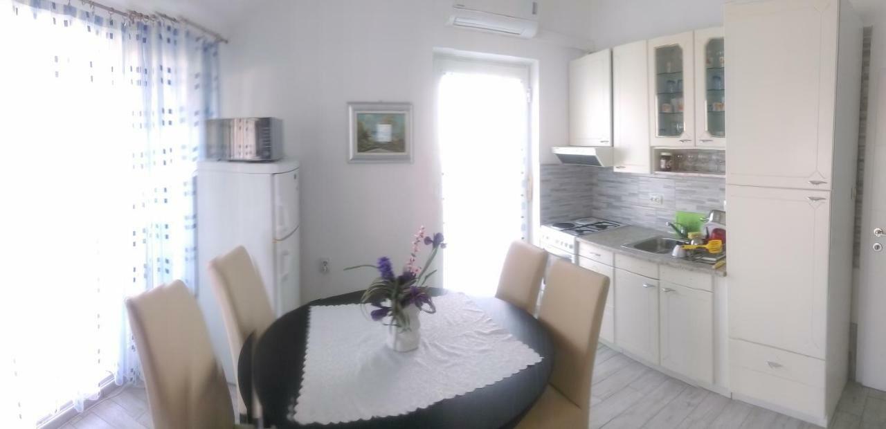 Apartment Tihana Равни Экстерьер фото